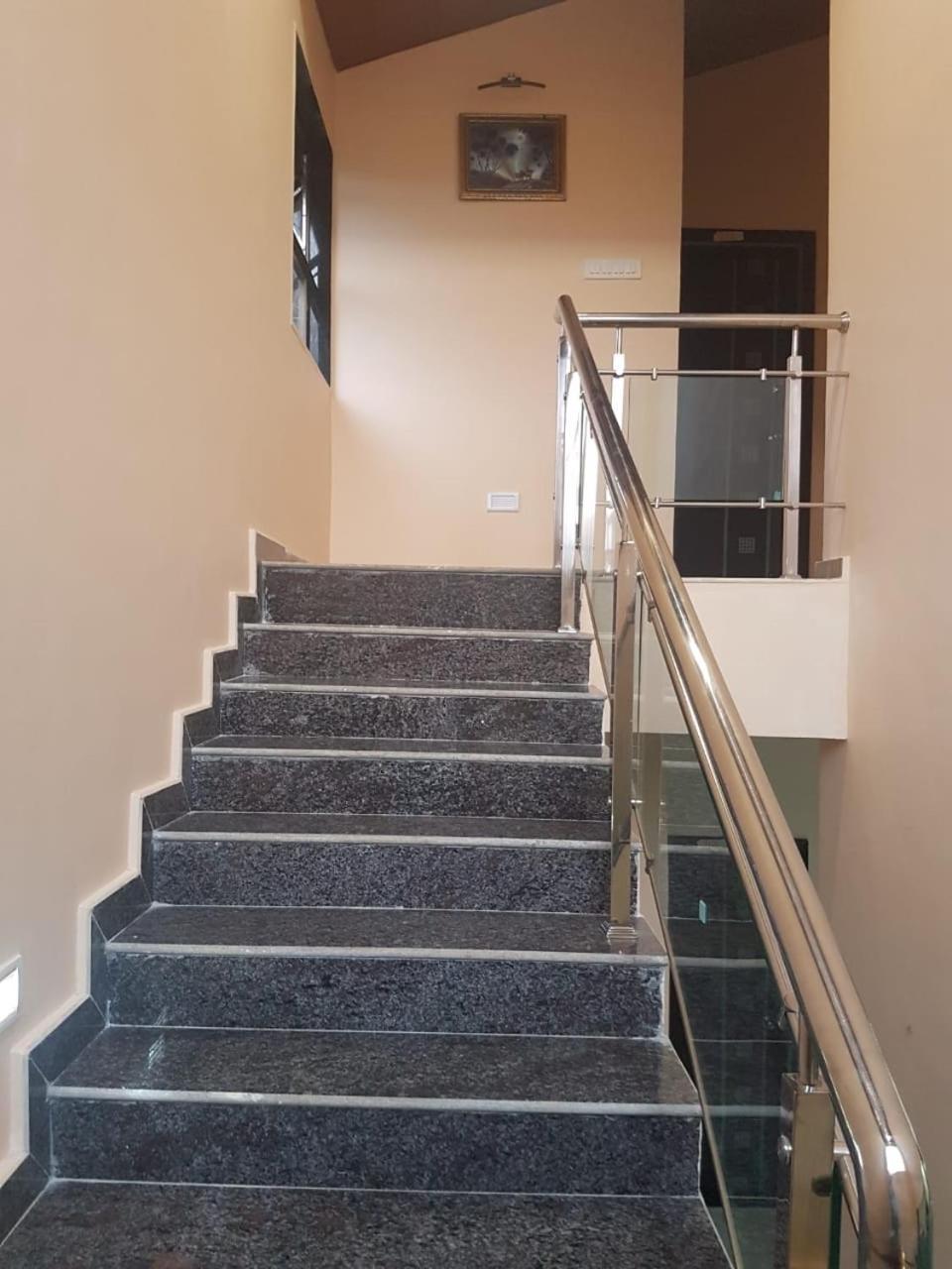 Rutu Enclave Bed & Breakfast Murūd Dış mekan fotoğraf