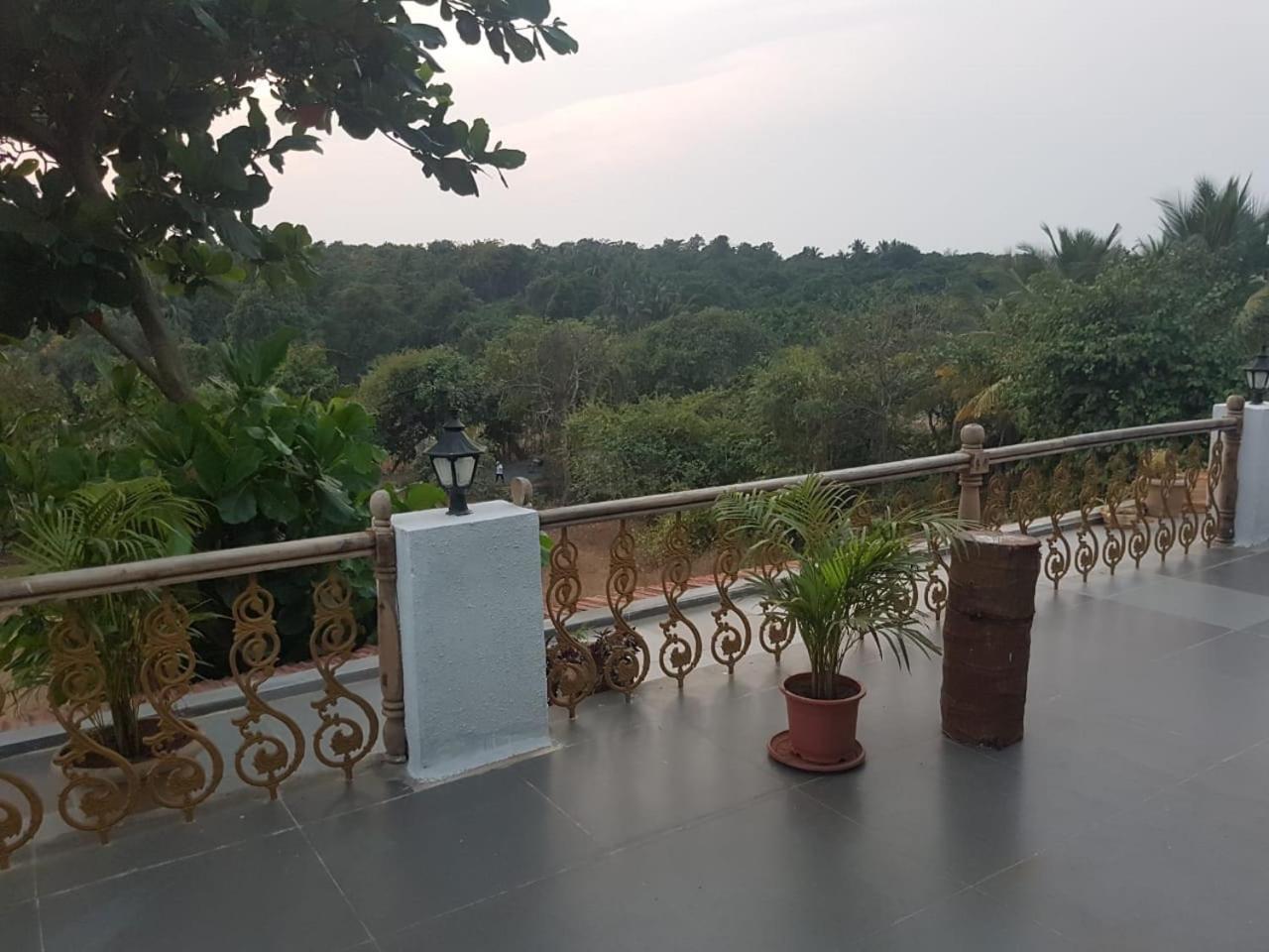 Rutu Enclave Bed & Breakfast Murūd Dış mekan fotoğraf
