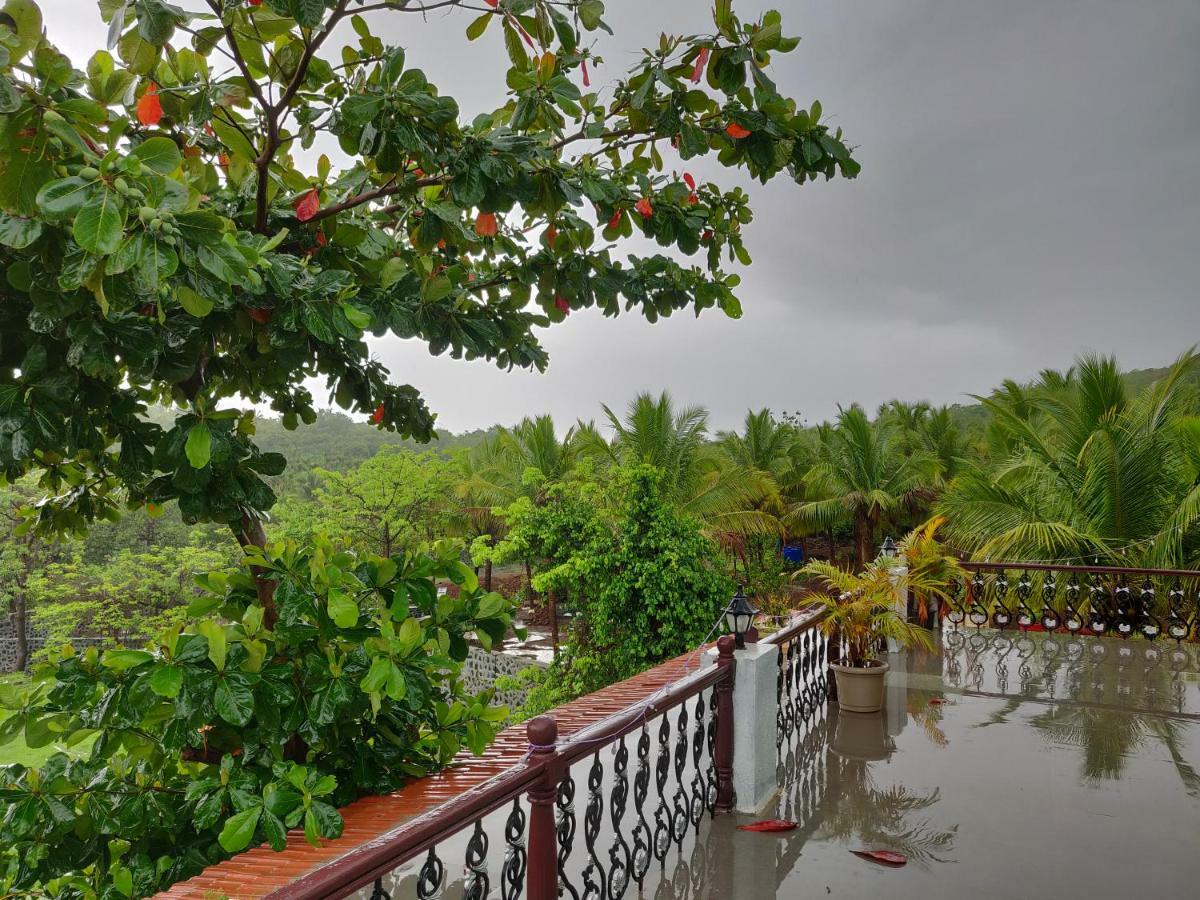 Rutu Enclave Bed & Breakfast Murūd Dış mekan fotoğraf